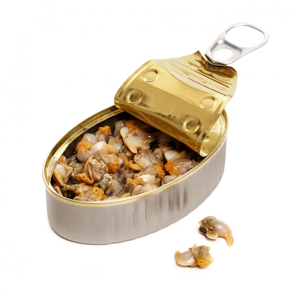 Imagen en la que se ve una lata de berberechos