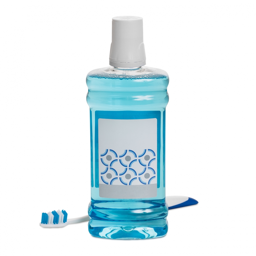 Imagen en la que se ve un bote de enjuague bucal