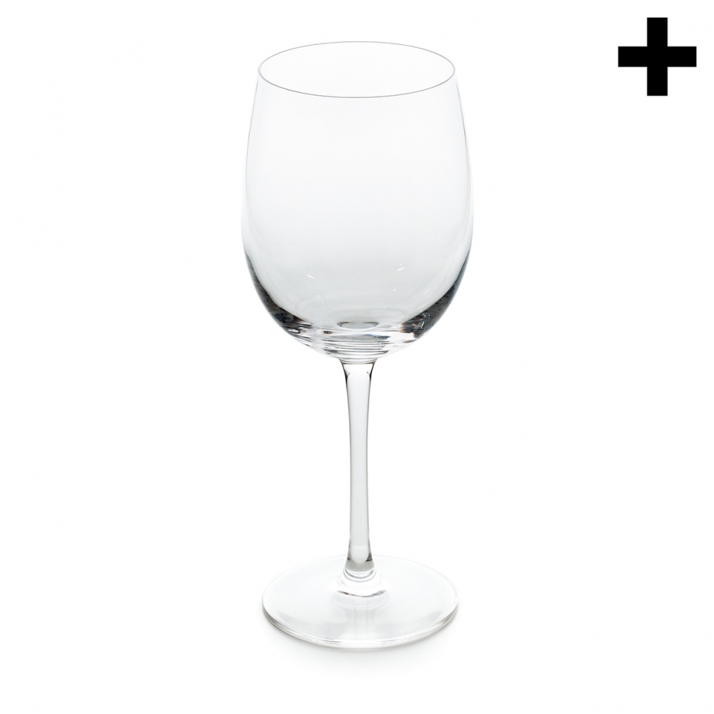 Imagen en la que se ve una copa de cristal vacía