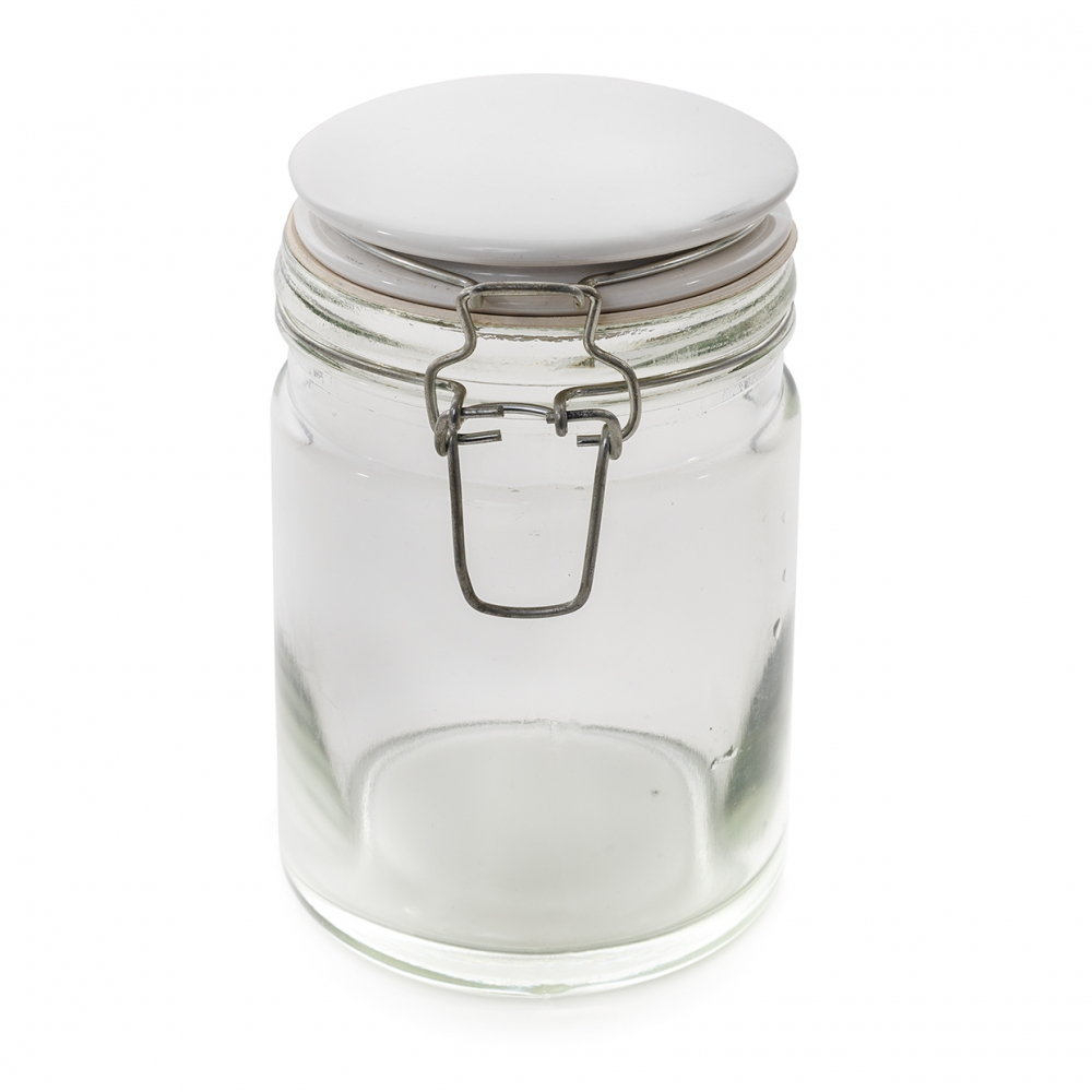 Imagen en la que se ve un bote de cristal con cierre