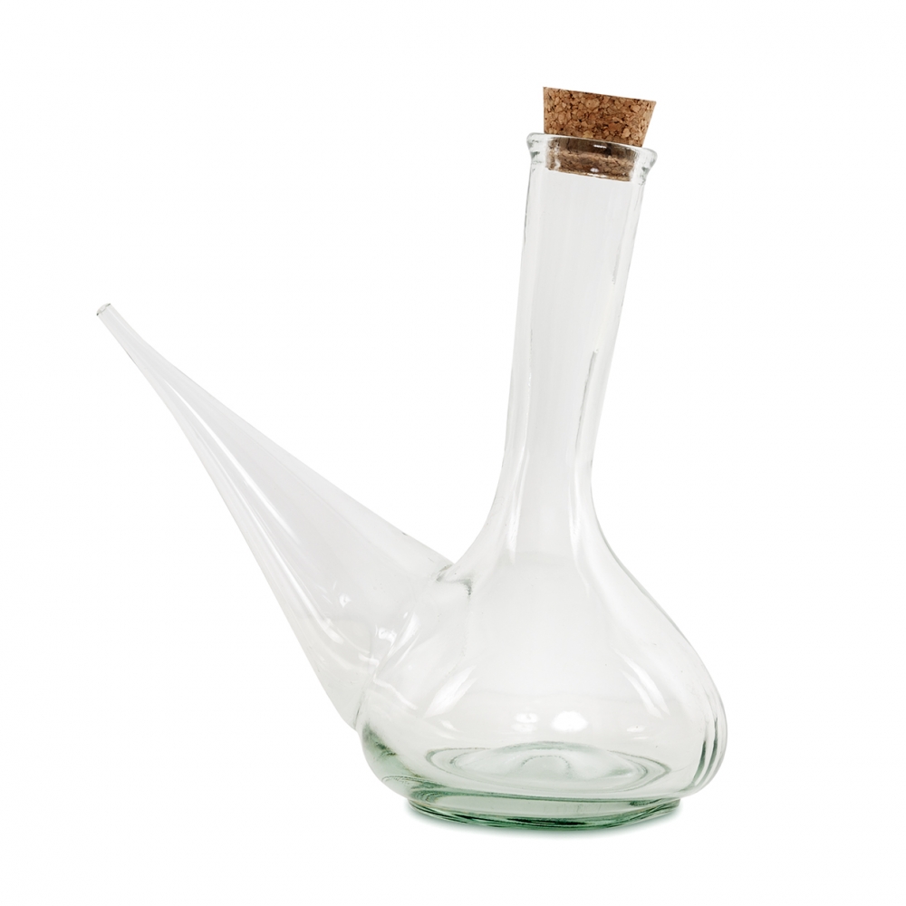 Imagen en la que se ve un porrón