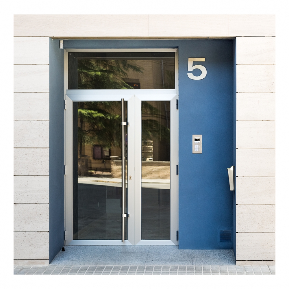 Imagen en la que se ve un portal