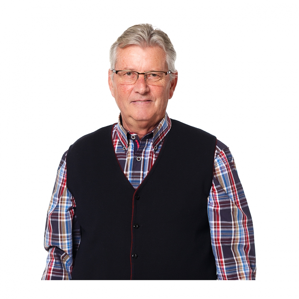 Imagen en la que se ve una persona mayor de medio cuerpo