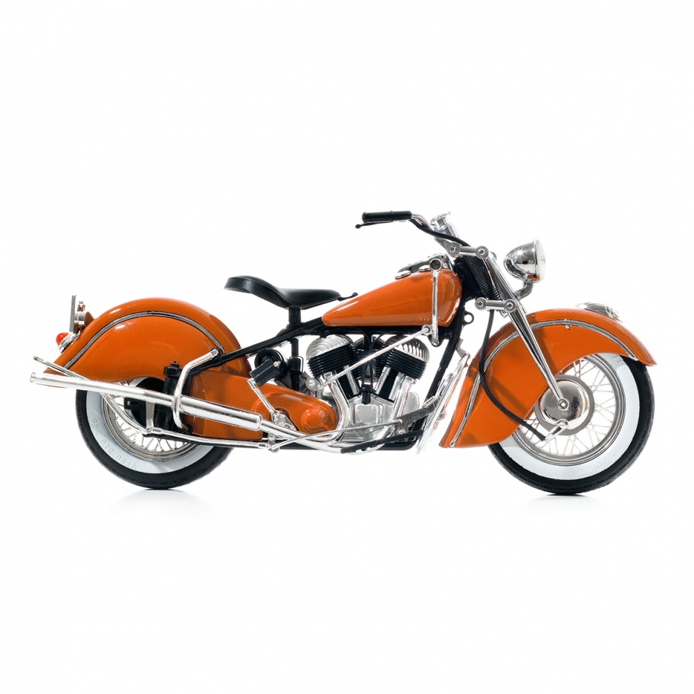 Imagen en la que se ve una motocicleta en perspectiva lateral