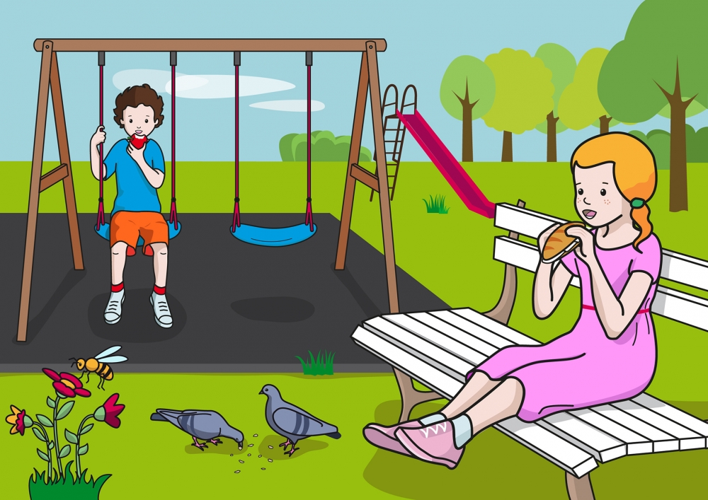 En la escena, se observa a un niño comiendo una manzana roja, sentado en el columpio, y a una niña comiendo un bocadillo en el parque, sentada en un banco. También se observa unas palomas comiendo unos granos de suelo y unas abejas libando unas flores.