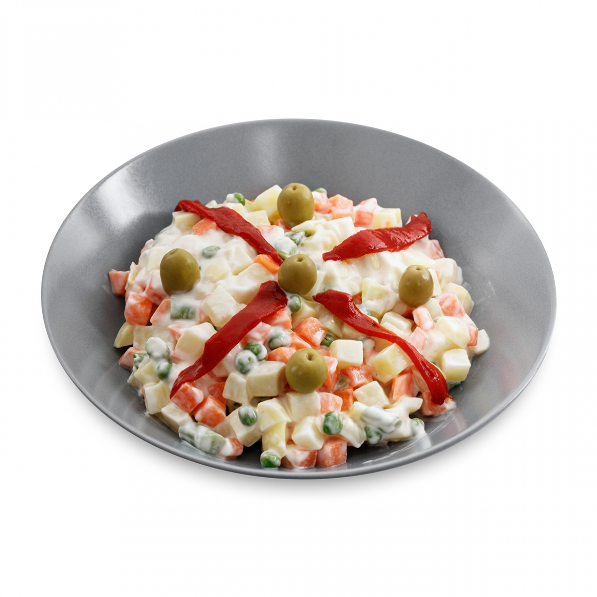 Imagen en la que se ve un plato con ensaladilla rusa