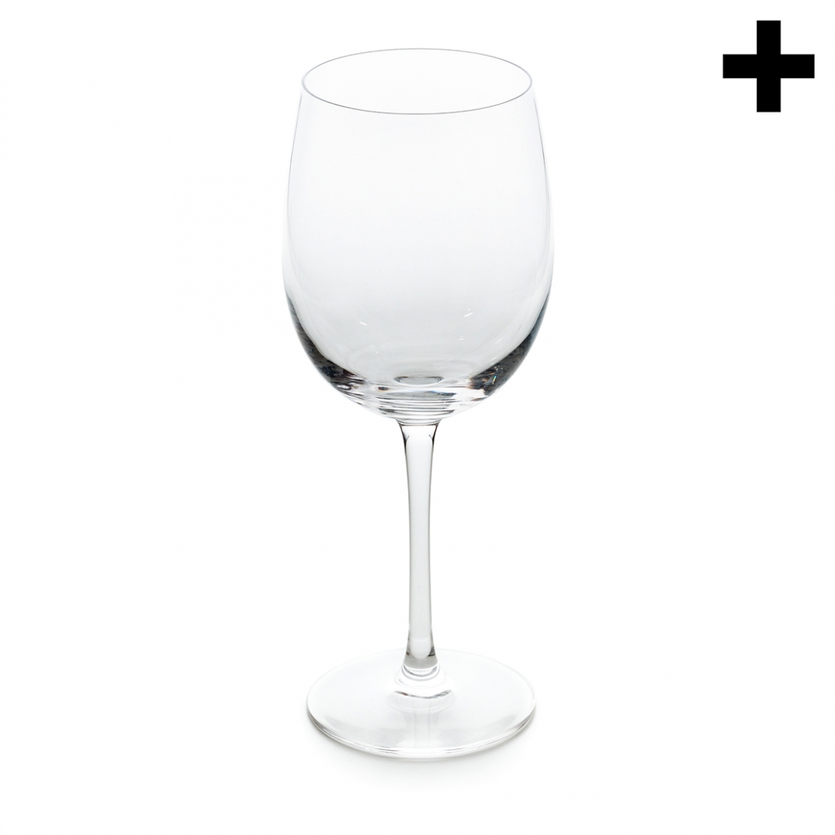 Imagen en la que se ve una copa de cristal vacía