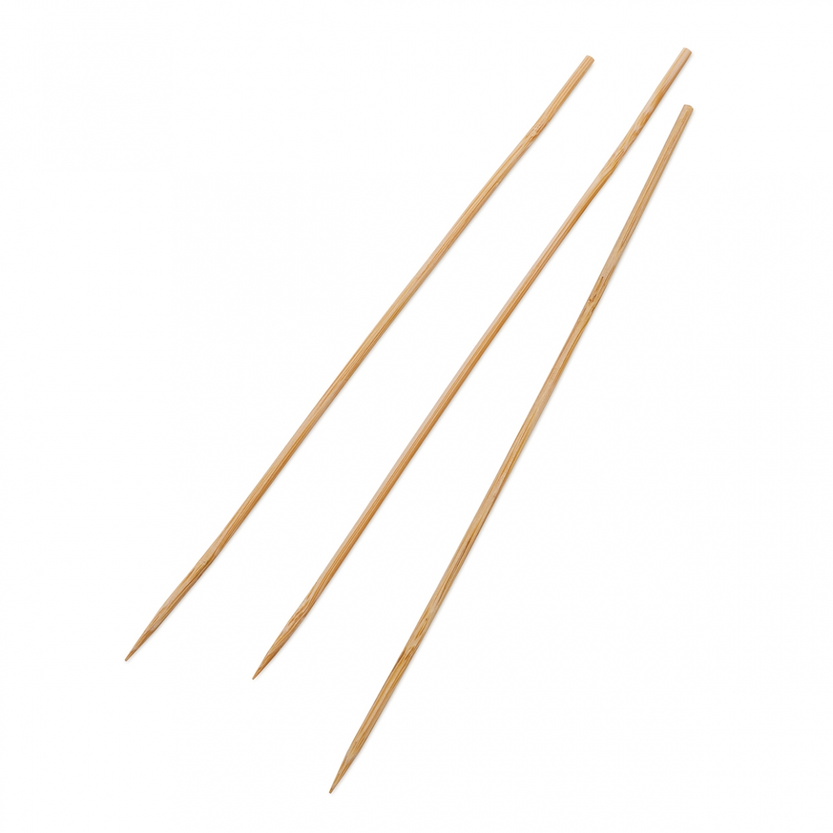 Imagen en la que se ven varios palillos de brochetas