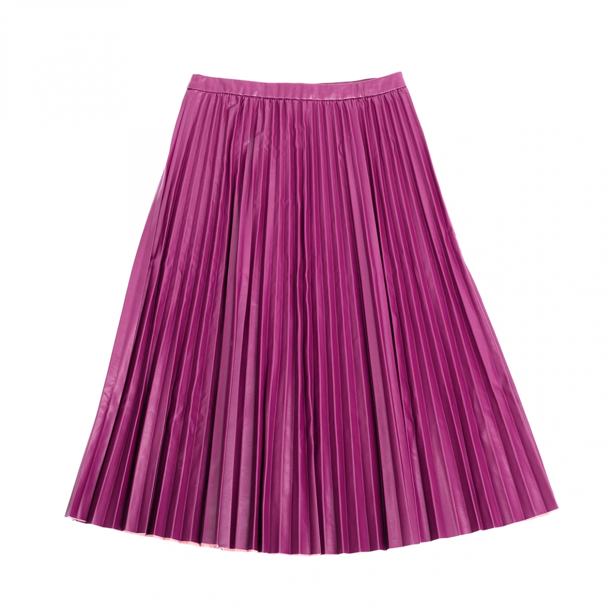 Imagen en la que se ve una falda