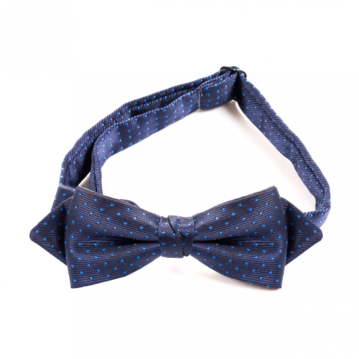 Imagen en la que se ve una pajarita