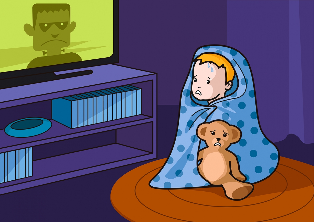 Escena en la que se ve a un bebé asustado mirando una película de miedo