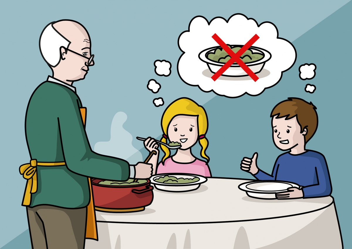 El abuelo sirve la comida que ha preparado, pero no le gusta a los niños
