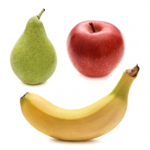 Imagen en la que se ven tres frutas: una pera, una manzana y un plátano