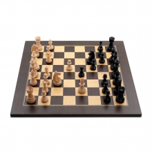 Imagen en la que sale el juego del ajedrez
