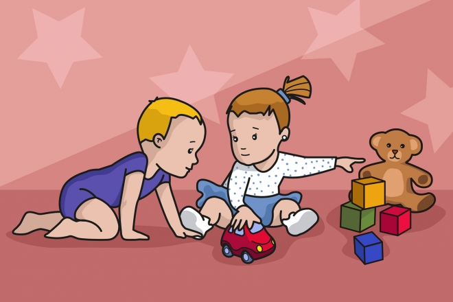 El bebé invita a jugar a otro bebé con sus juguetes