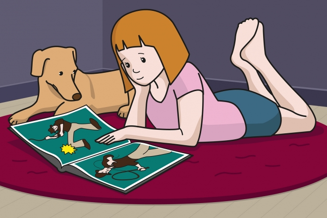 En la escena, se observa a una niña tumbada en la alfombra de su dormitorio leyendo un cómic de aventuras.