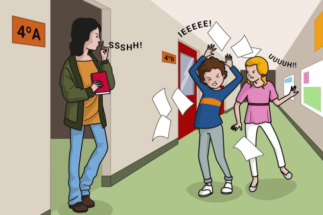 Los niños gritan en el pasillo del colegio